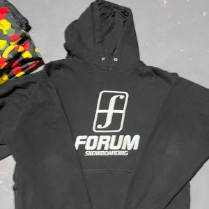 Forum snowboard hoodie